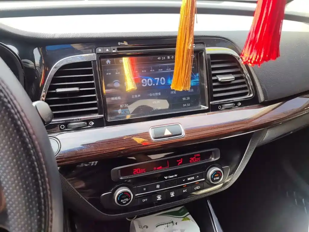 Kia K4 — миниатюра 18