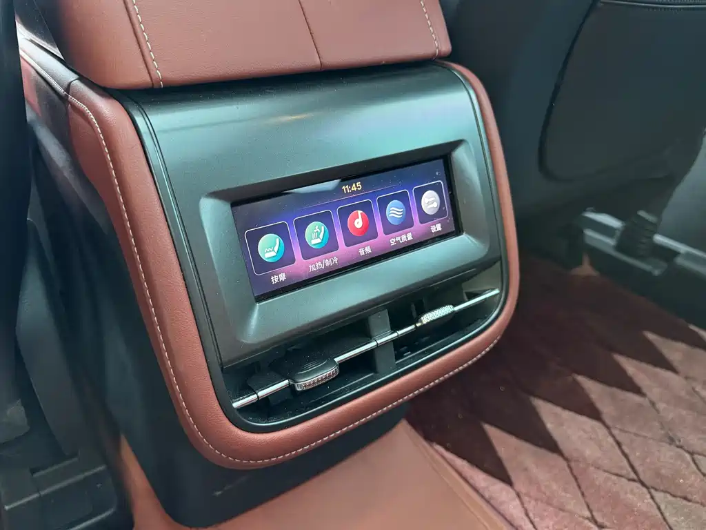 Lincoln Nautilus — миниатюра 16