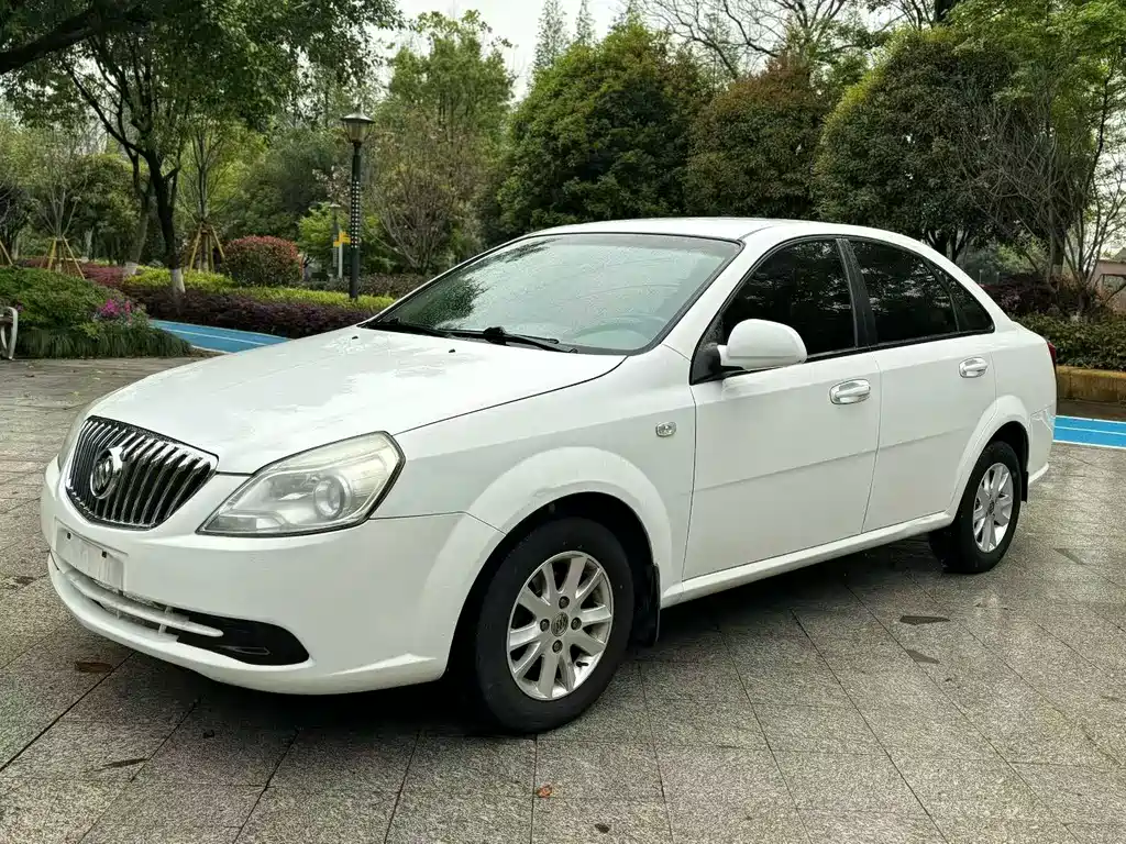 Buick Excelle — миниатюра 3