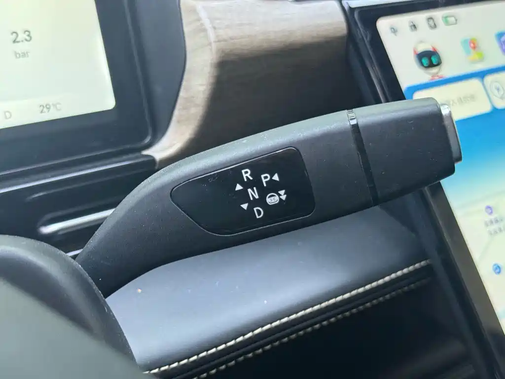 XPeng P5 — миниатюра 12