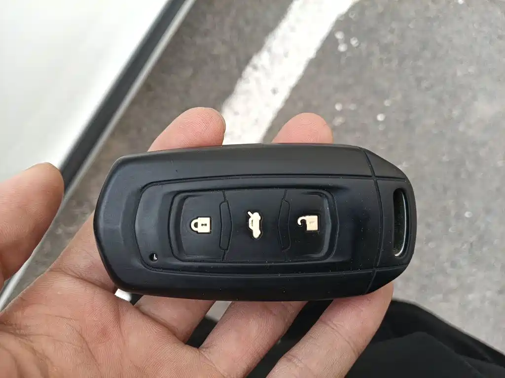 Geely Vision X3 — миниатюра 9