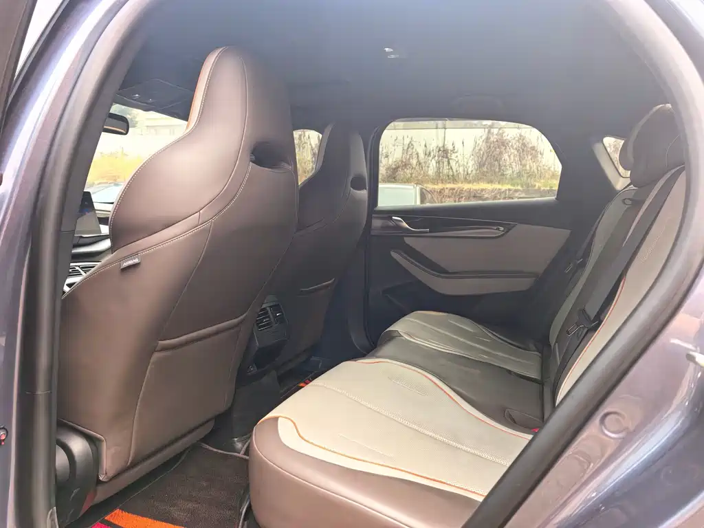 BYD Qin PLUS — миниатюра 10