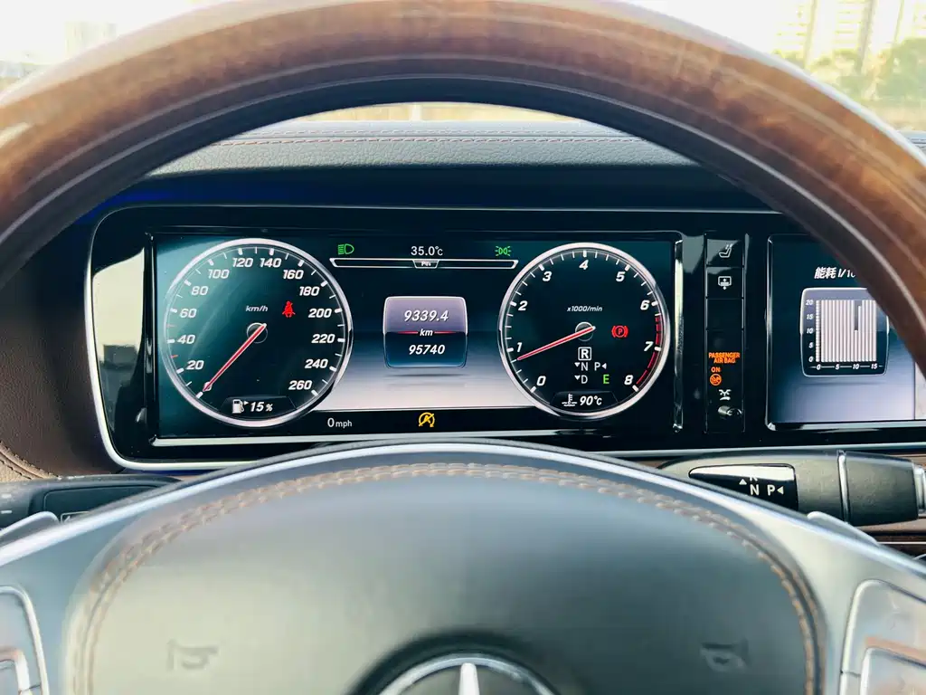 Mercedes-Benz S-Class — миниатюра 17