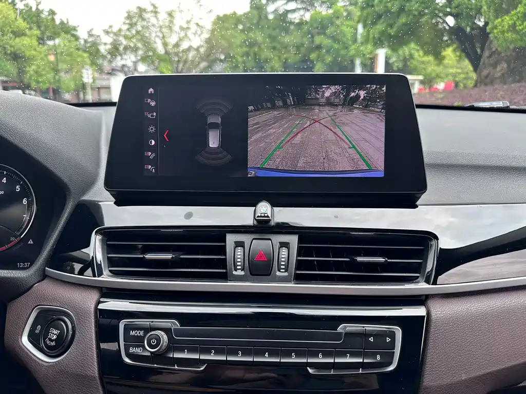 BMW X1 — миниатюра 12