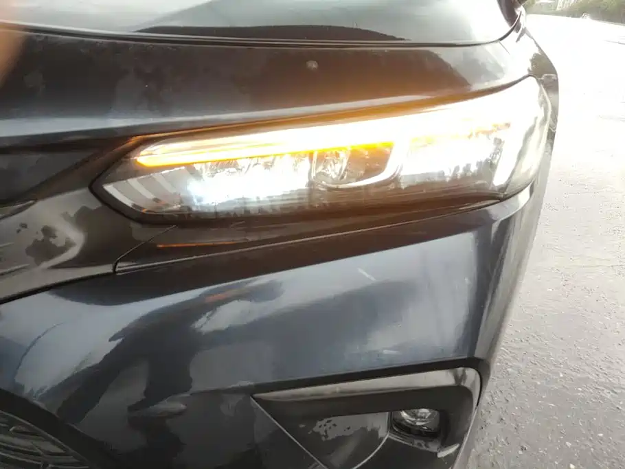 Honda Civic — миниатюра 5