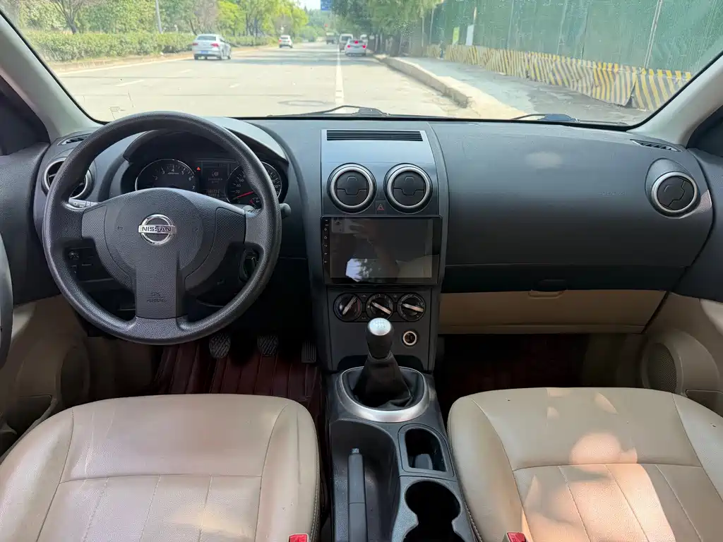 Nissan Qashqai — миниатюра 11
