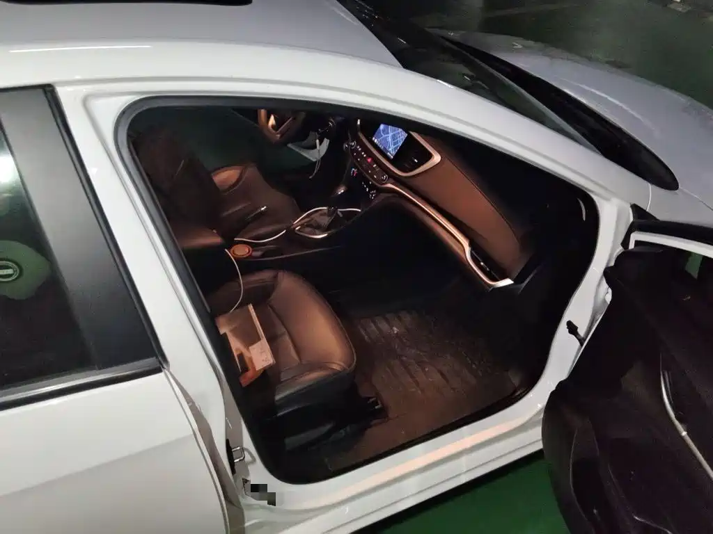 Buick Excelle — миниатюра 19