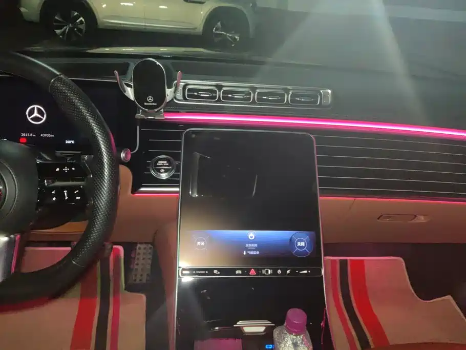 Mercedes-Benz S-Class — миниатюра 13