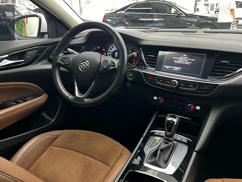 Buick Regal — миниатюра 22