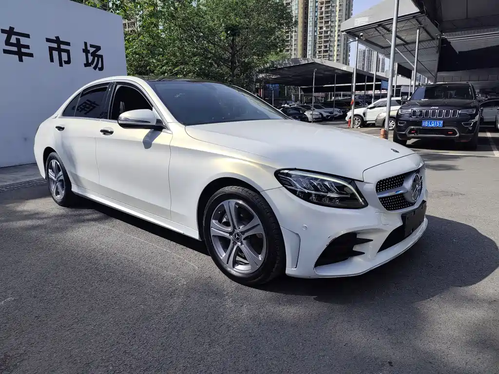 Mercedes-Benz C-Class 2021