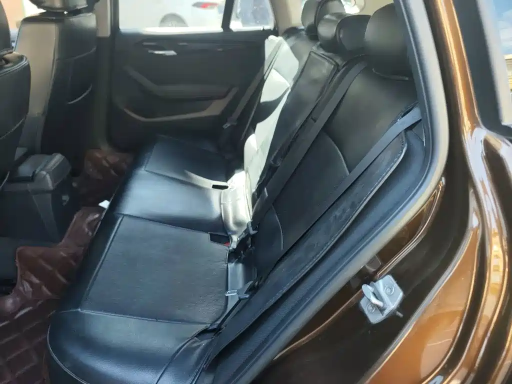 BMW X1 — миниатюра 13