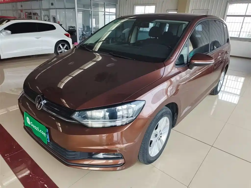 Volkswagen Touran 2016