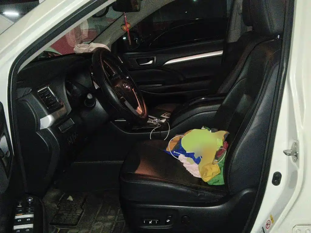 Toyota Highlander — миниатюра 16