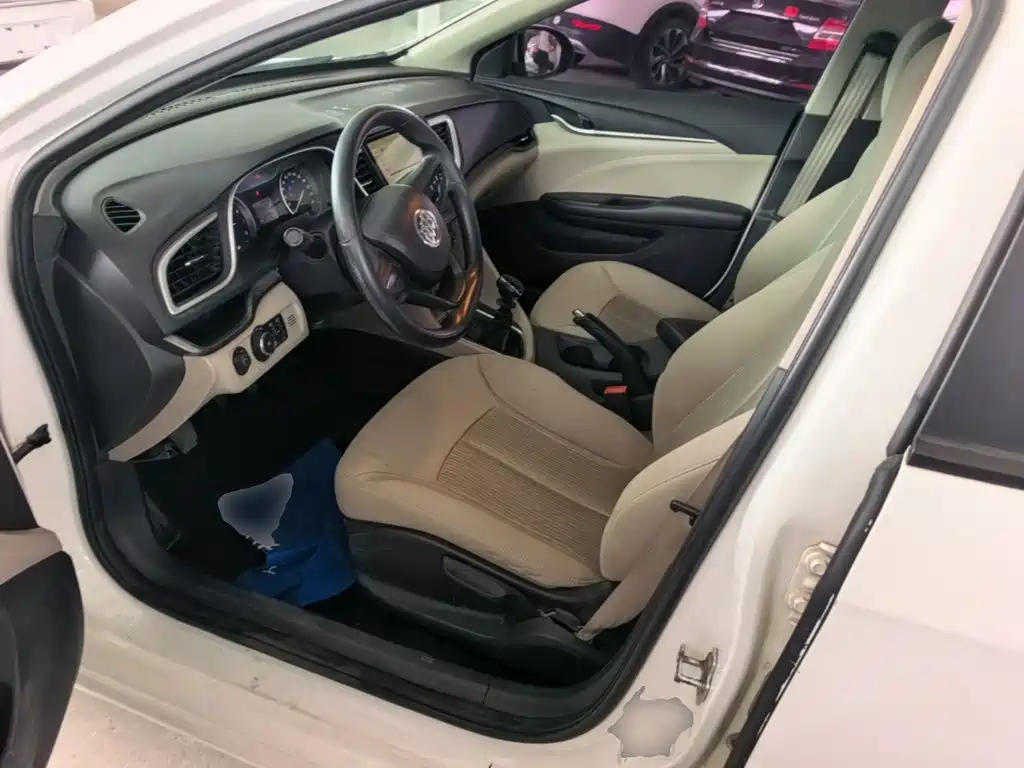 Buick Excelle — миниатюра 15