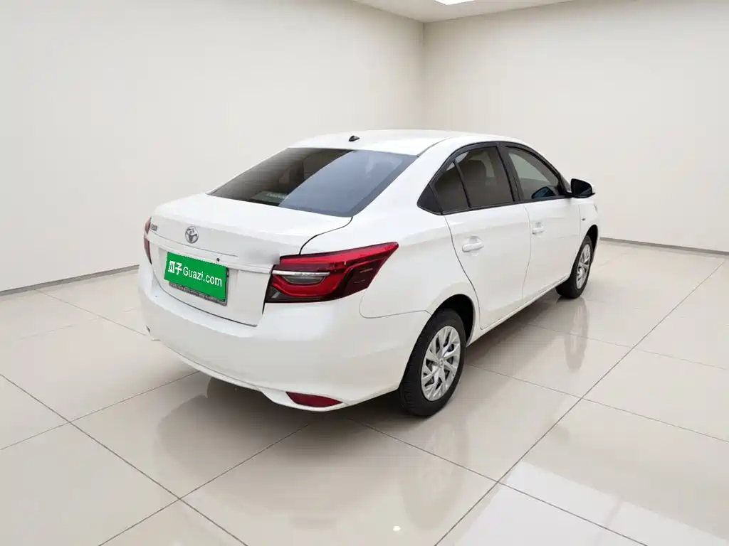 Toyota Vios — миниатюра 4