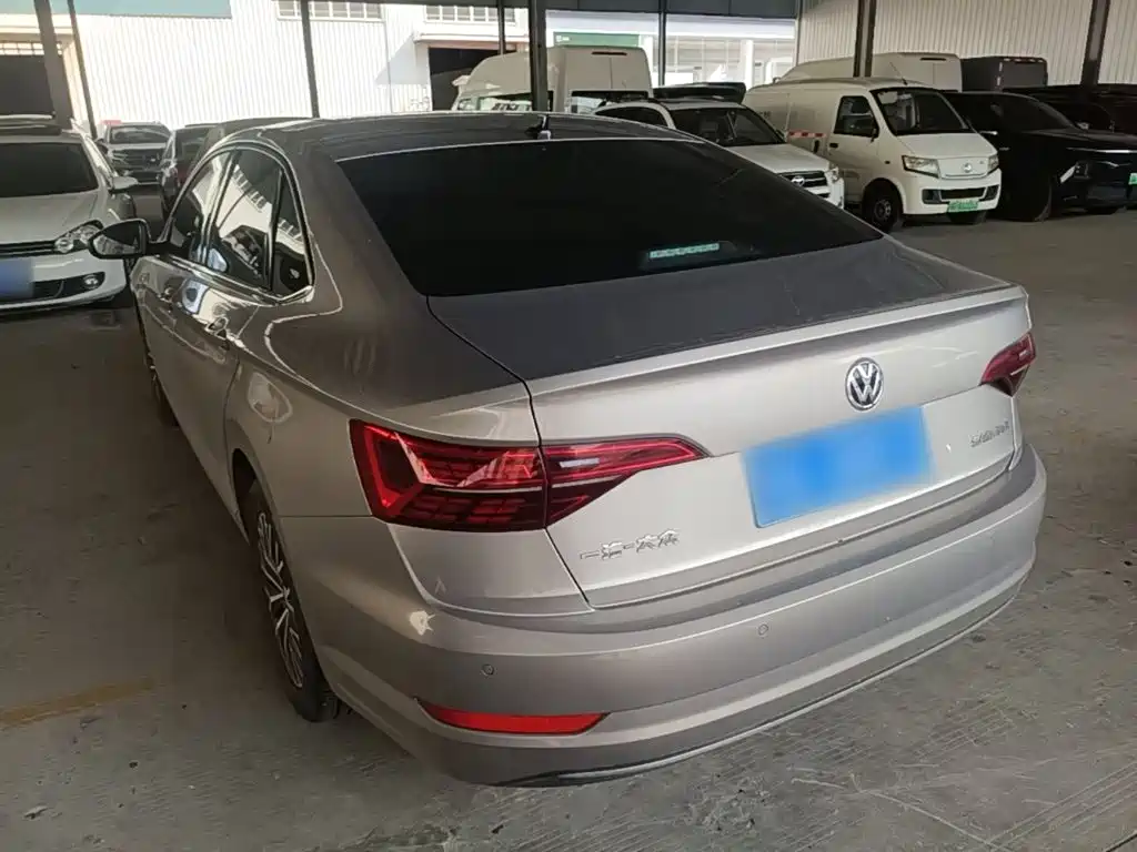 Volkswagen Sagitar — миниатюра 5