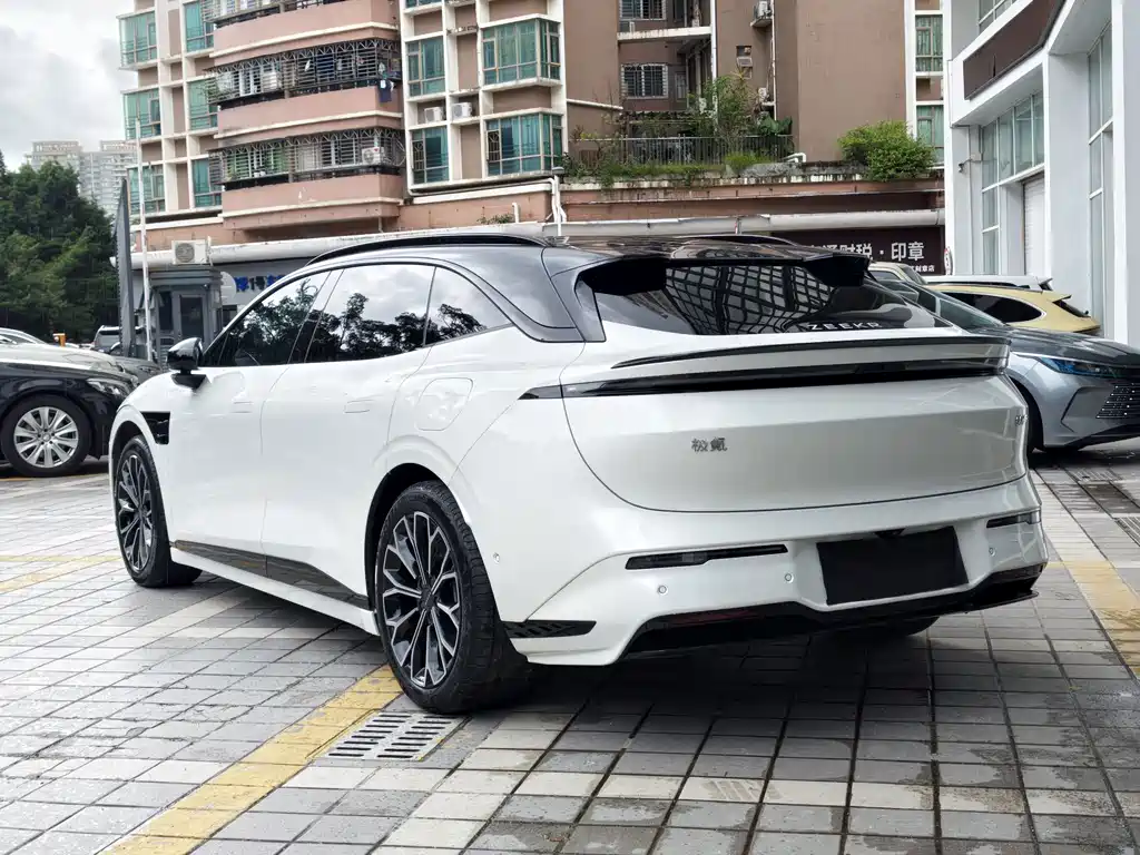 Zeekr Крайний Криптон 007 GT — миниатюра 6