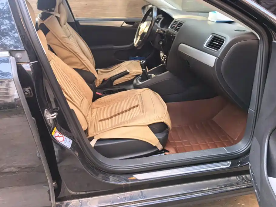 Volkswagen Sagitar — миниатюра 8