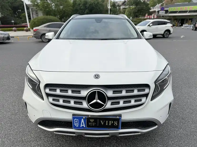 Mercedes-Benz GLA — миниатюра 2