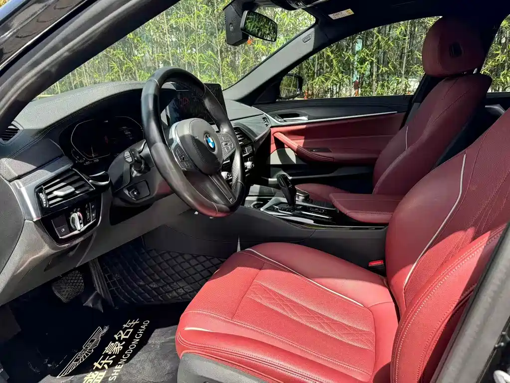 BMW  5 SERIES