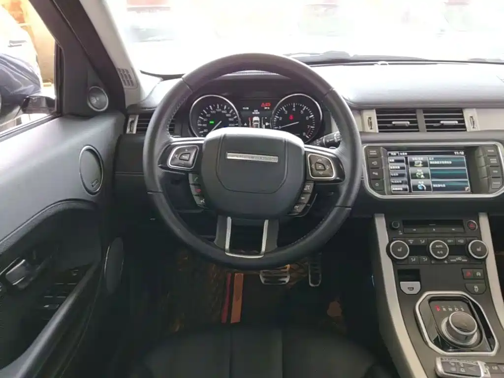 Land Rover Evoque (Import) — миниатюра 11