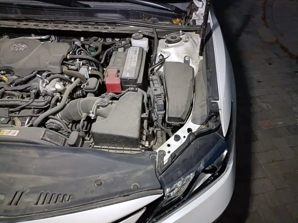 Toyota Camry — миниатюра 21