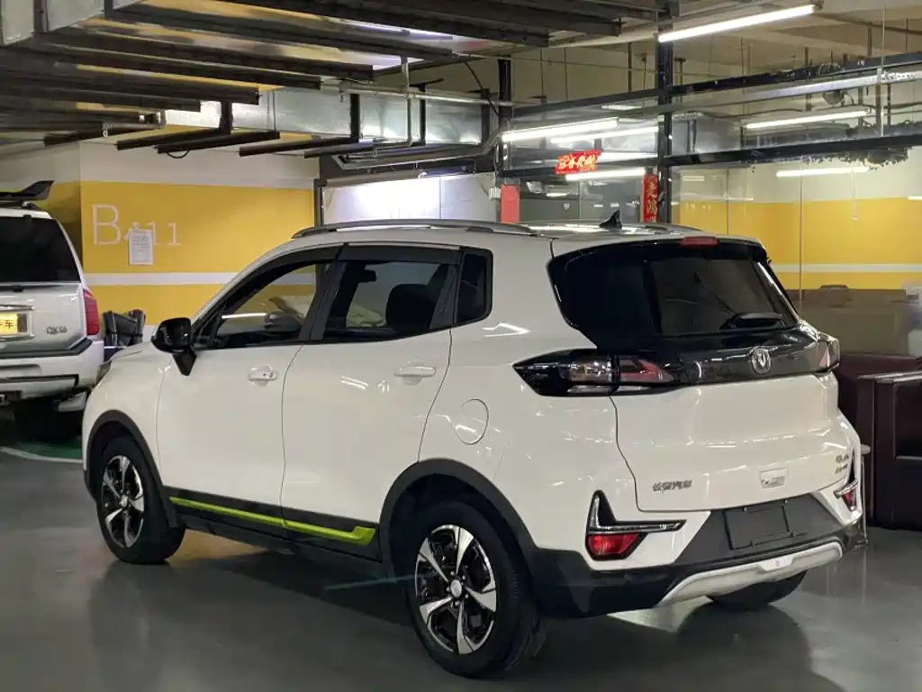 Changan New Energy E-Pro — миниатюра 11