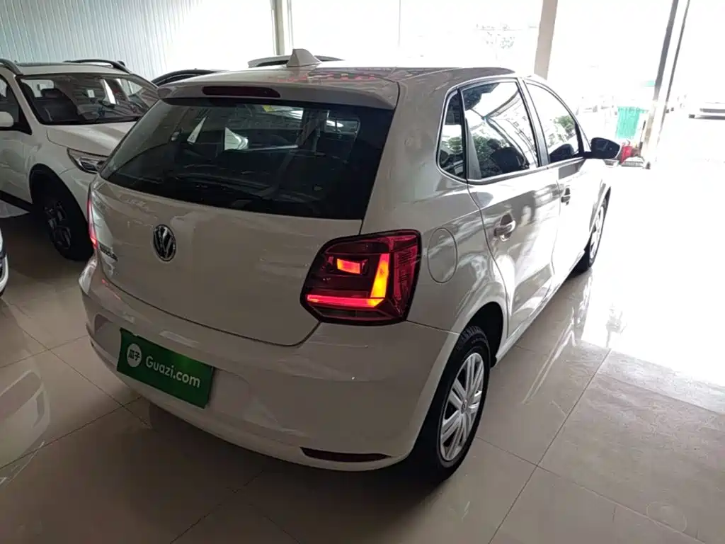 Volkswagen Polo — миниатюра 7