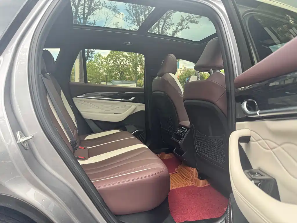 Geely Xingyue L — миниатюра 8