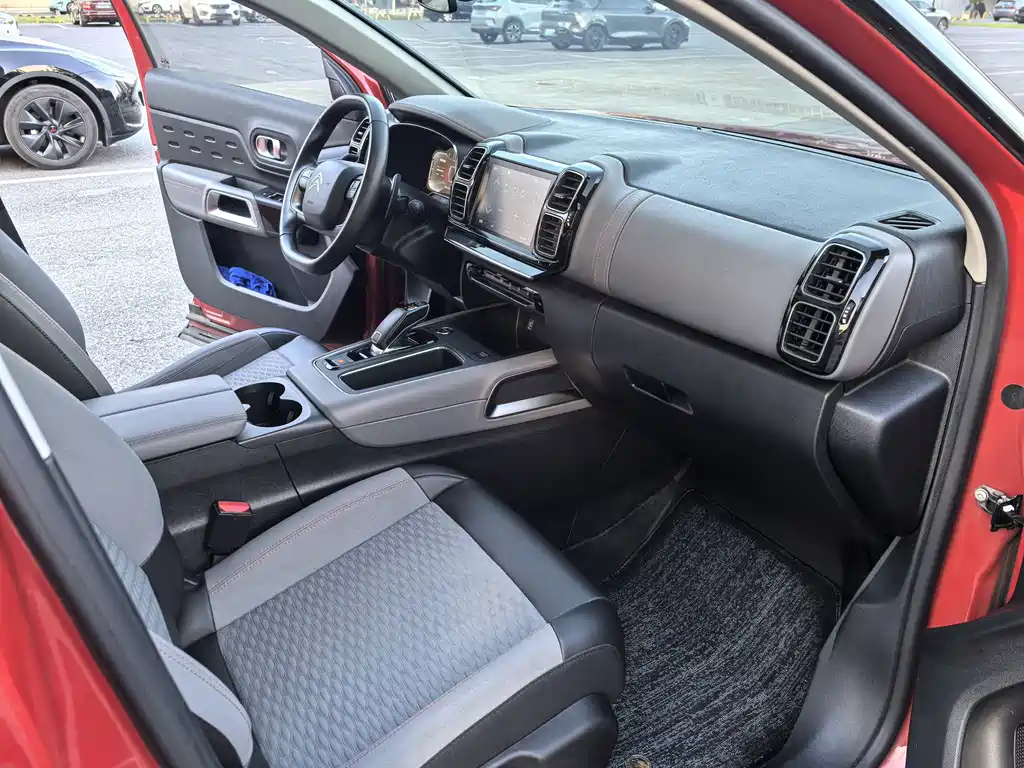 Citroen C5 AIRCROSS — миниатюра 11