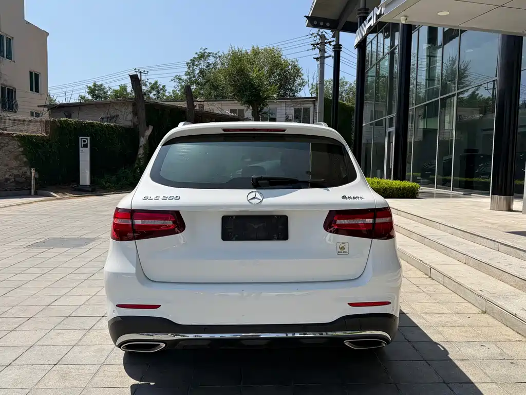 Mercedes-Benz GLC — миниатюра 9