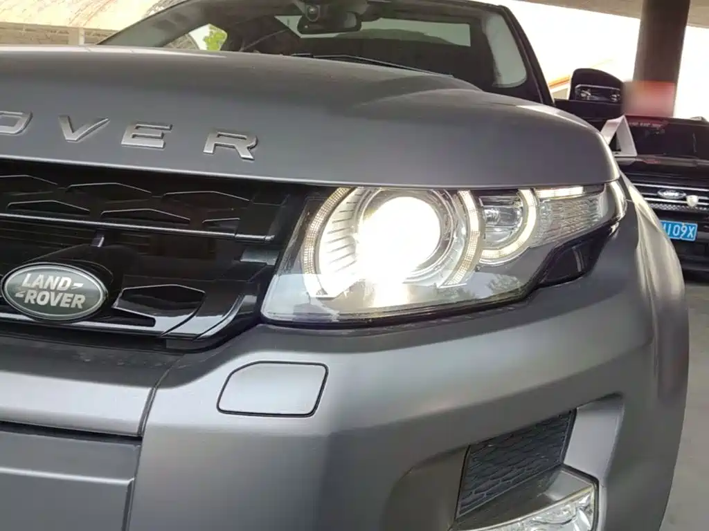 Land Rover Evoque (Import) — миниатюра 24
