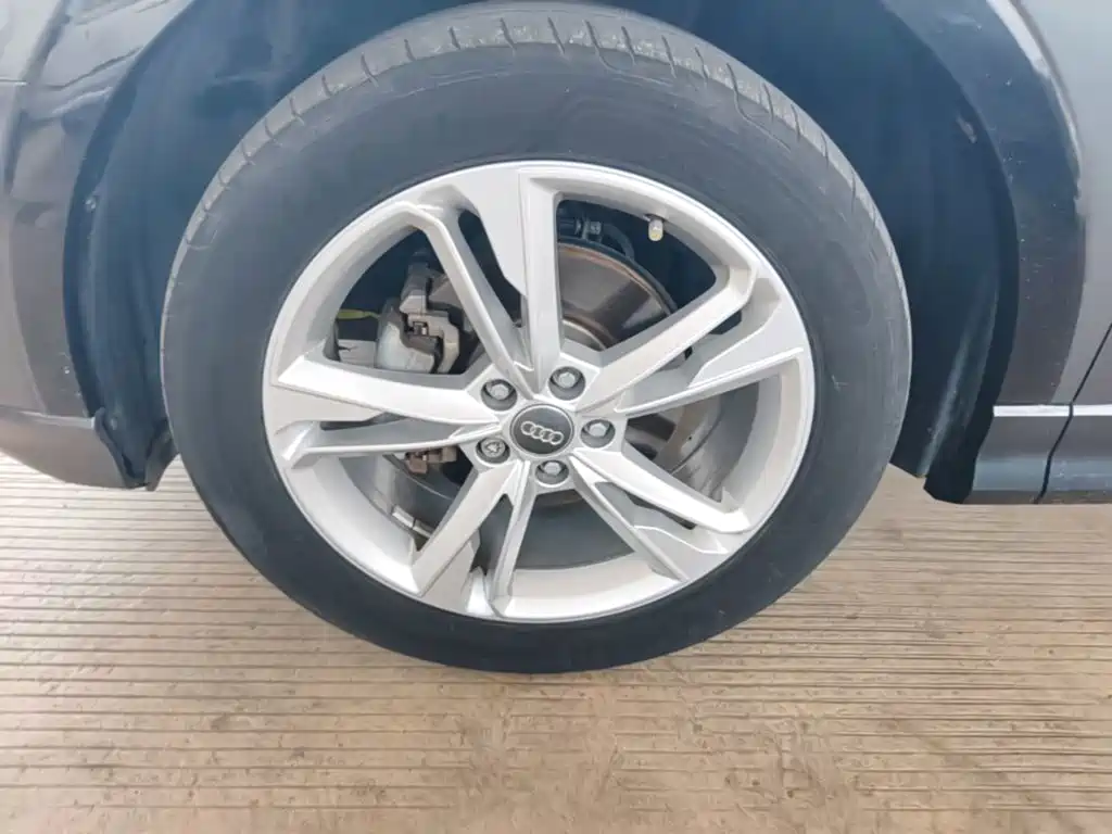 Audi Q3 — миниатюра 23