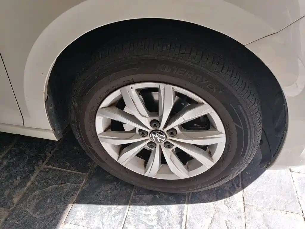 Volkswagen Polo — миниатюра 24