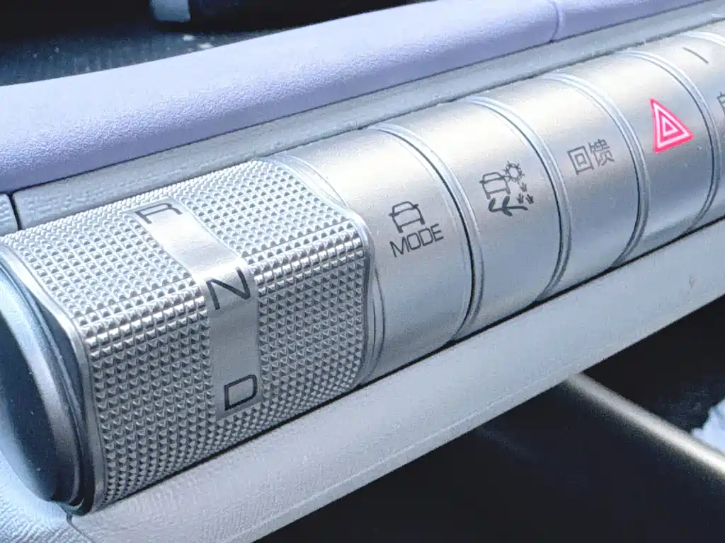 BYD Dolphin — миниатюра 7