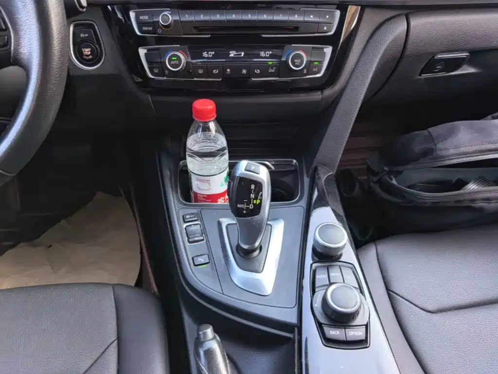 BMW 3 Series — миниатюра 14