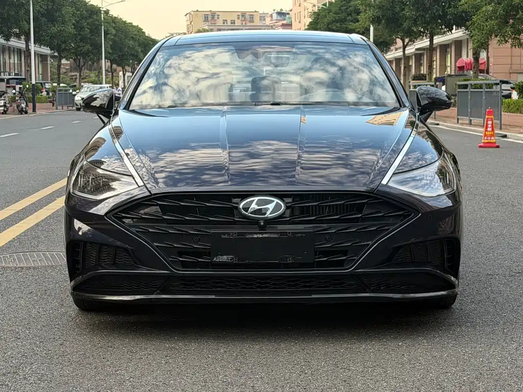 Hyundai Sonata — миниатюра 2