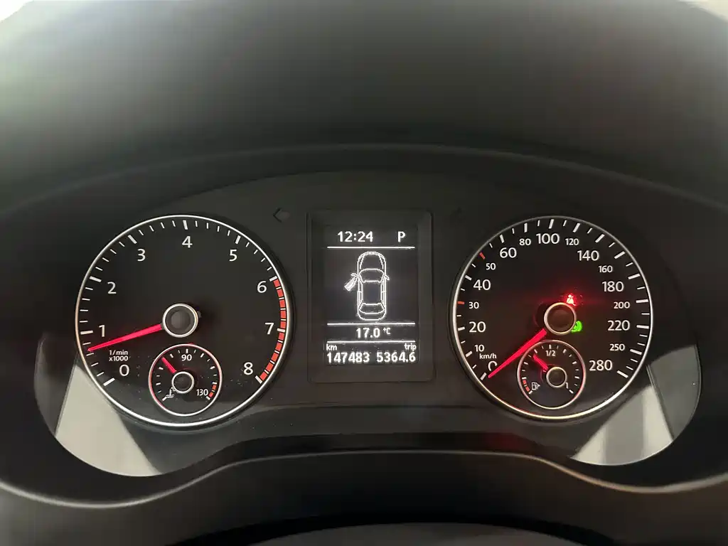 Volkswagen Sagitar — миниатюра 9