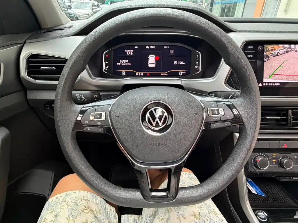 Volkswagen T-Cross — миниатюра 14