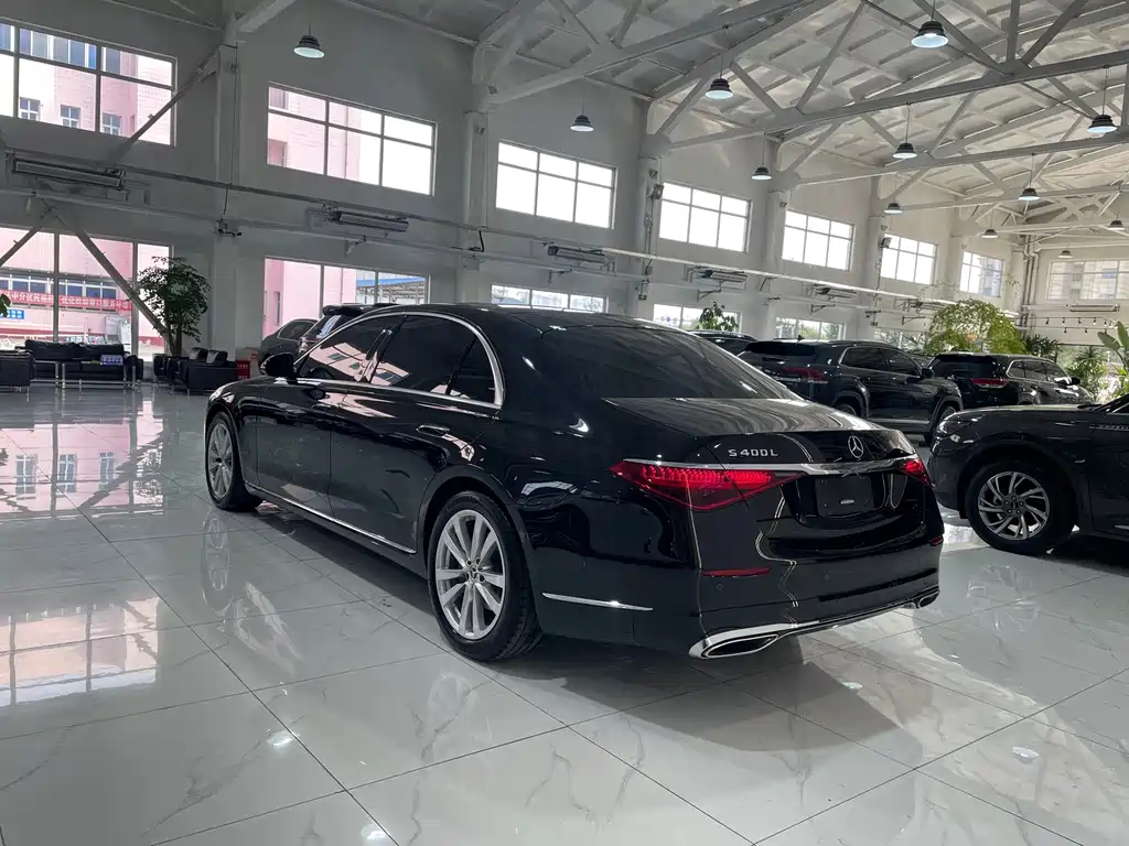 MERCEDES-BENZ S CLASS