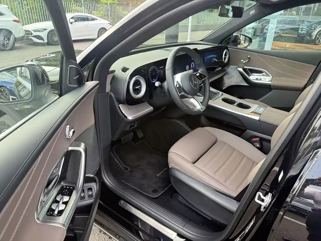 Mercedes-Benz GLC New Energy — миниатюра 6