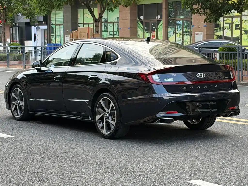 Hyundai Sonata — миниатюра 4