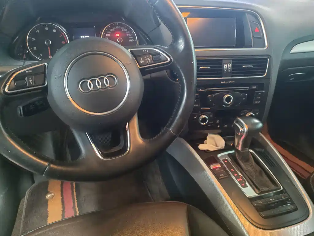 Audi Q5 — миниатюра 5
