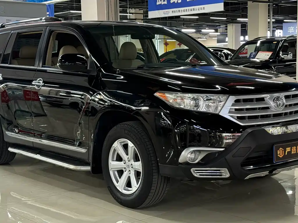 Toyota Highlander — миниатюра 3