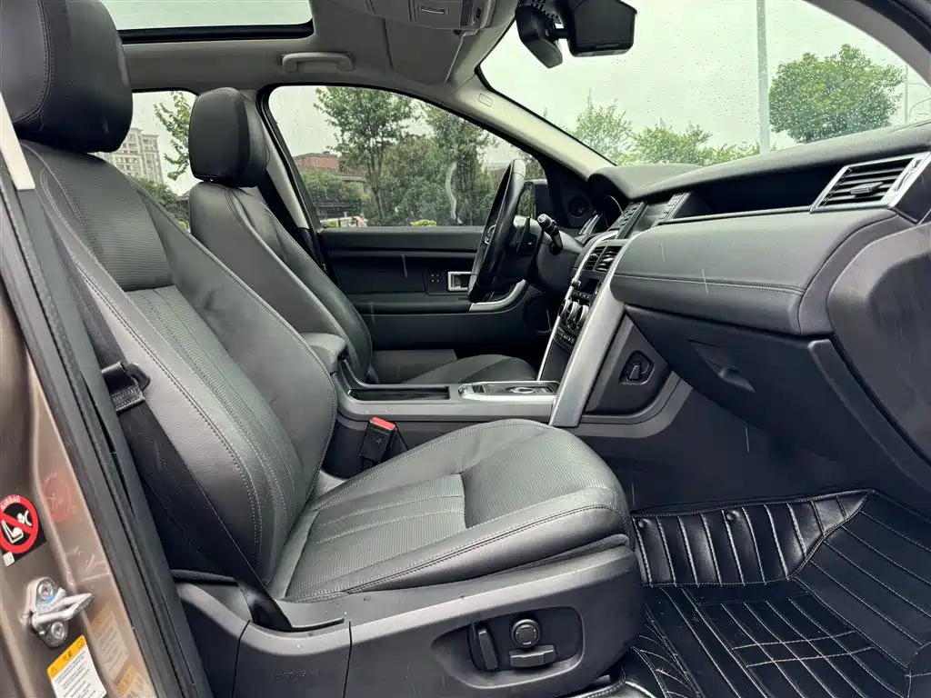 Land Rover Discovery Sport — миниатюра 7