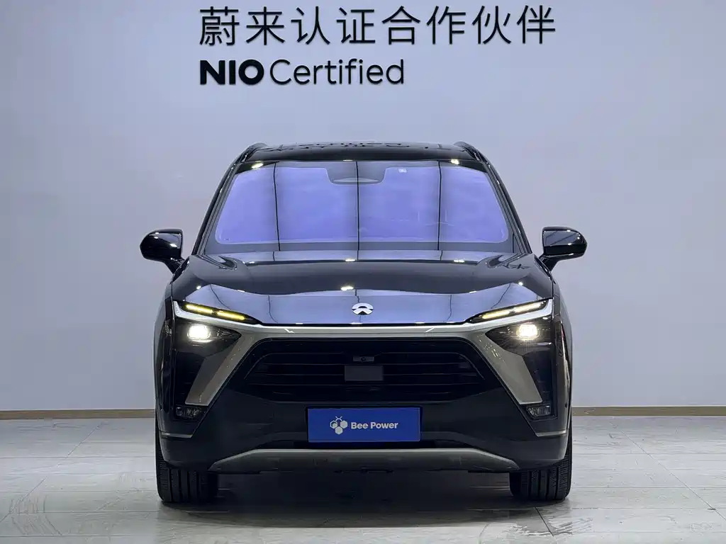 NIO ES8 — миниатюра 2