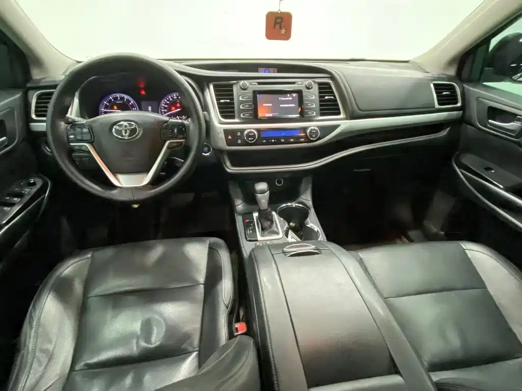 Toyota Highlander — миниатюра 6