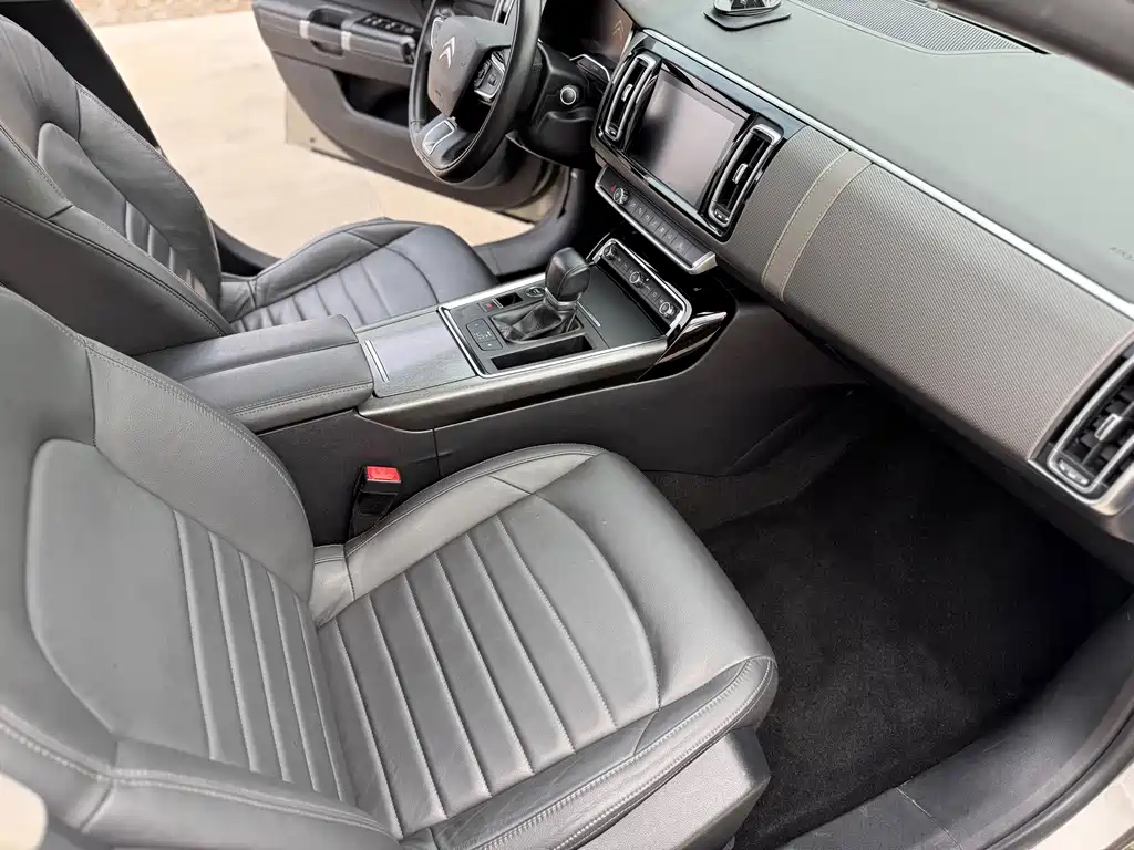 Citroen C6 — миниатюра 11