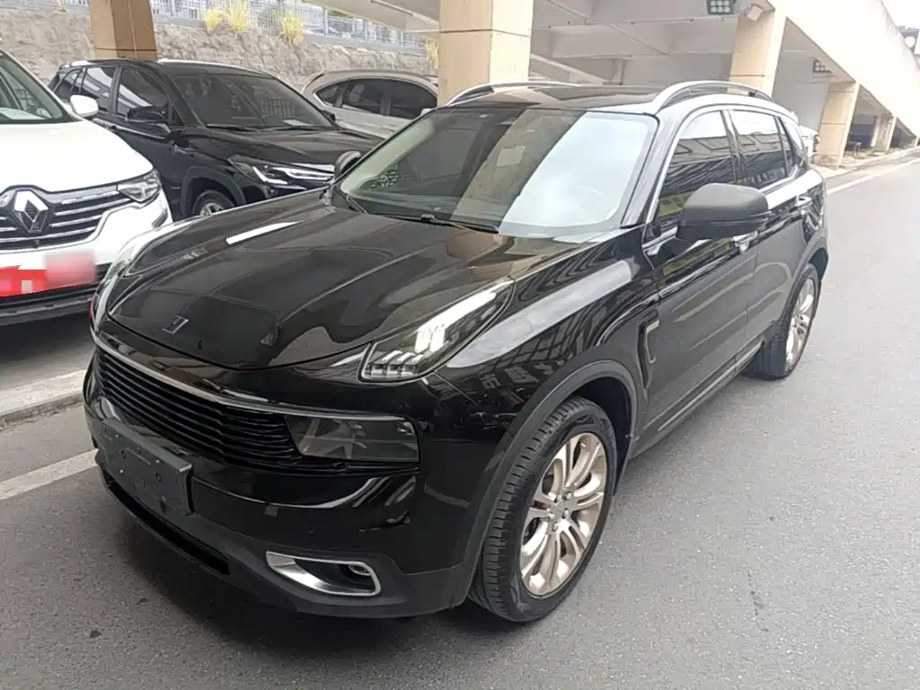 Lynk & Co 01 — миниатюра 2
