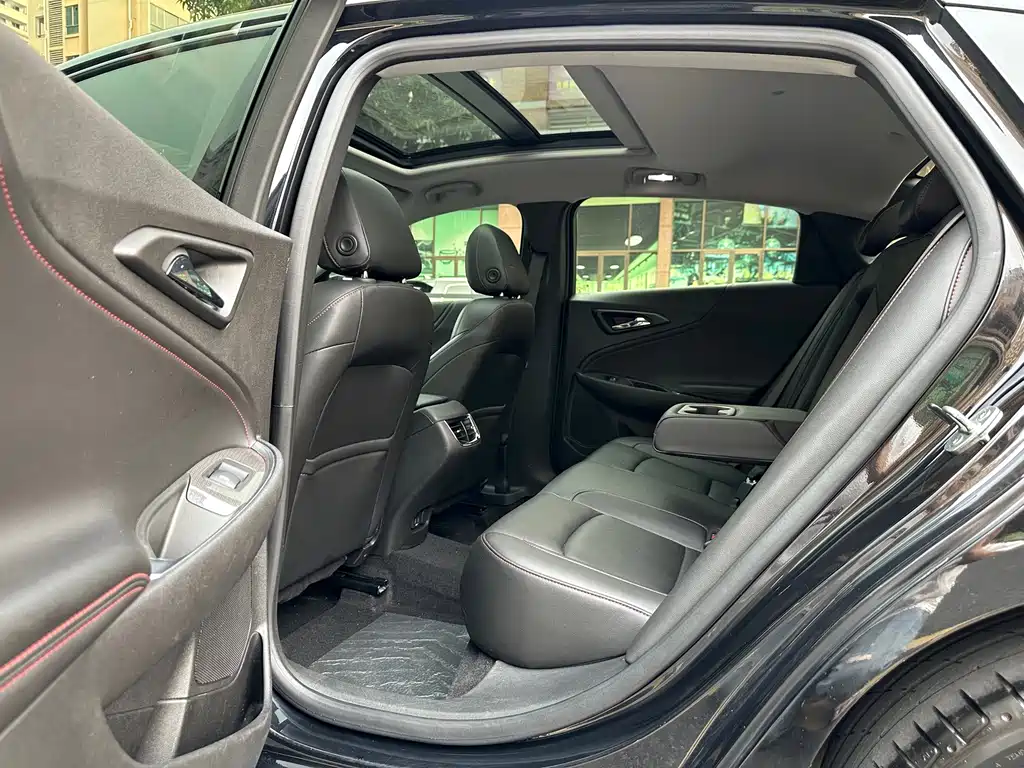 Chevrolet Malibu XL — миниатюра 12